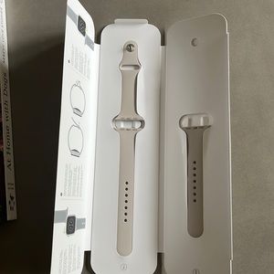 Apple  7 Watch band 45 mm starlight sport band